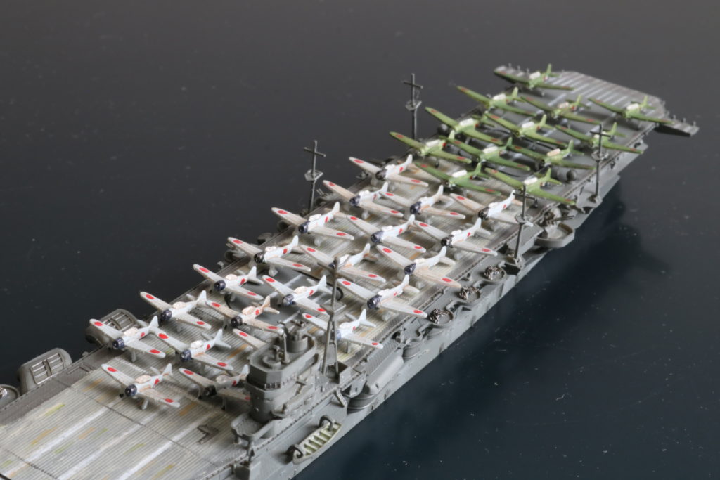 航空母艦 飛龍
Aircraft Carrier Hiryu
1/700
フジミ模型
Fujimi mokei 