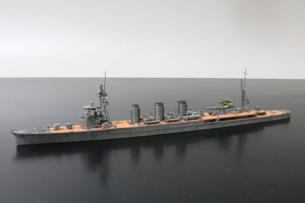 軽巡洋艦 阿武隈
Light Cruiser Abukuma
1/700艦艇模型
タミヤ
TAMIYA