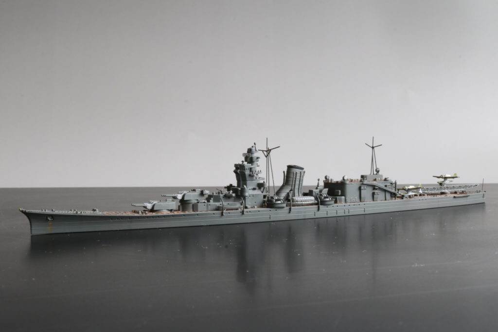 1/700艦艇模型（ウオーターライン）の反りが矯正された状態