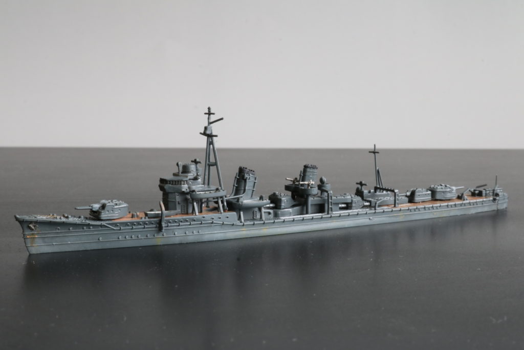 駆逐艦 初春（1941）
Destroyer Hatsuharu
1/700
アオシマ
Aoshima