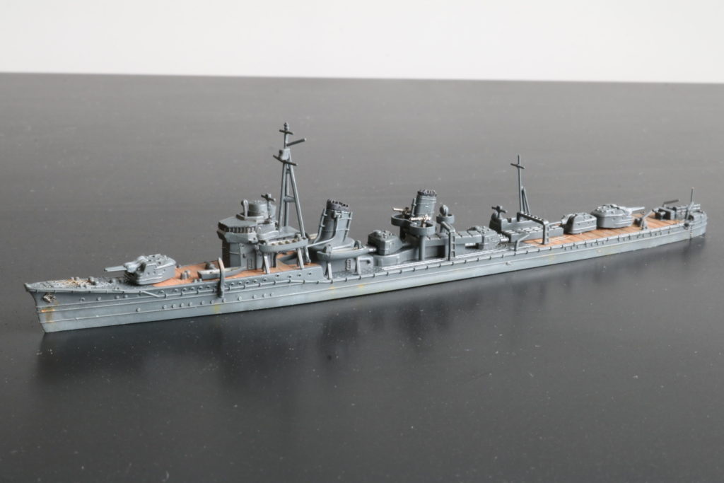 駆逐艦 初春（1941）
Destroyer Hatsuharu
1/700
アオシマ
Aoshima
