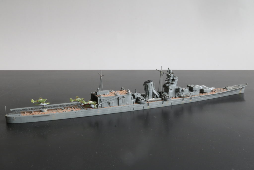 軽巡洋艦 大淀（1943）
 Light Cruiser Oyodo
1/700
アオシマ
Aoshima