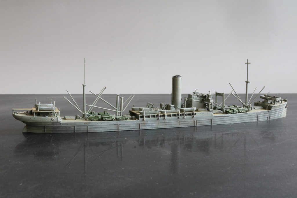 輸送船 はわい丸 (1943)       　
Cargo Ship Hawai maru
1/700
アオシマ
AOSHIMA 