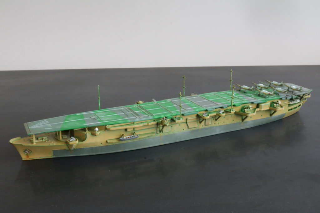 航空母艦 海鷹
Aircraft Carrier Kaiyou
1/700
フジミ模型