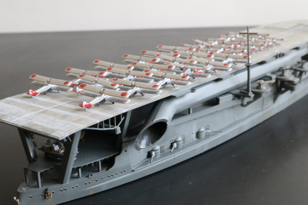 航空母艦 加賀（三段甲板）
Aircraft Carrier Kaga Three Flight Deck
1/700
フジミ模型
Fujimi