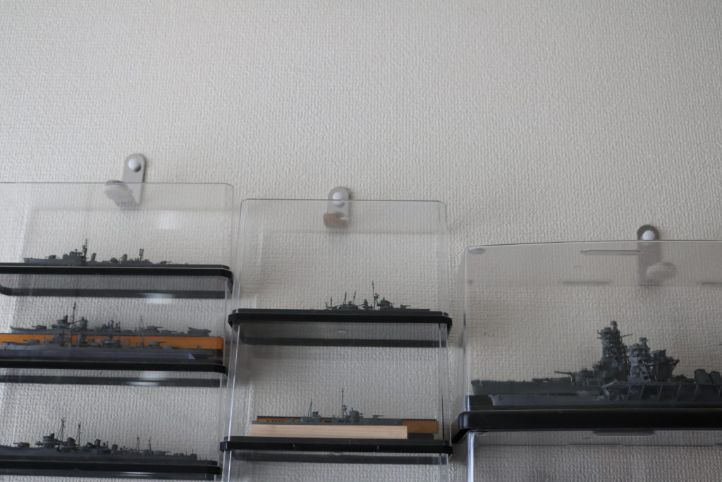 誰でも作れる1/700艦艇模型
展示ケーズの耐震方法
L字金具での固定