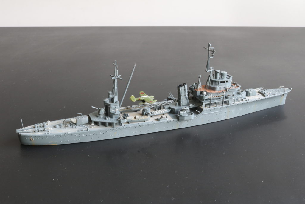 軽巡洋艦 鹿島（1945）
Light Cruiser Kashima
1/700
アオシマ
Aoshima