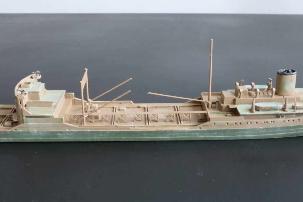 特設給油艦 音羽山丸
Converted Merchant  Tanker Otowasan maru
1/700
フジミ模型
Fujimi Mokei
