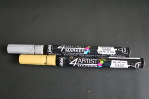 アーティストマーカー（ペベオ・ジャポン株式会社）の金色、銀色ペン