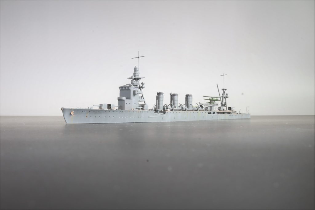 軽巡洋艦 名取（1941）
Light Cruiser Natori
1/700
タミヤ
TAMIYA
