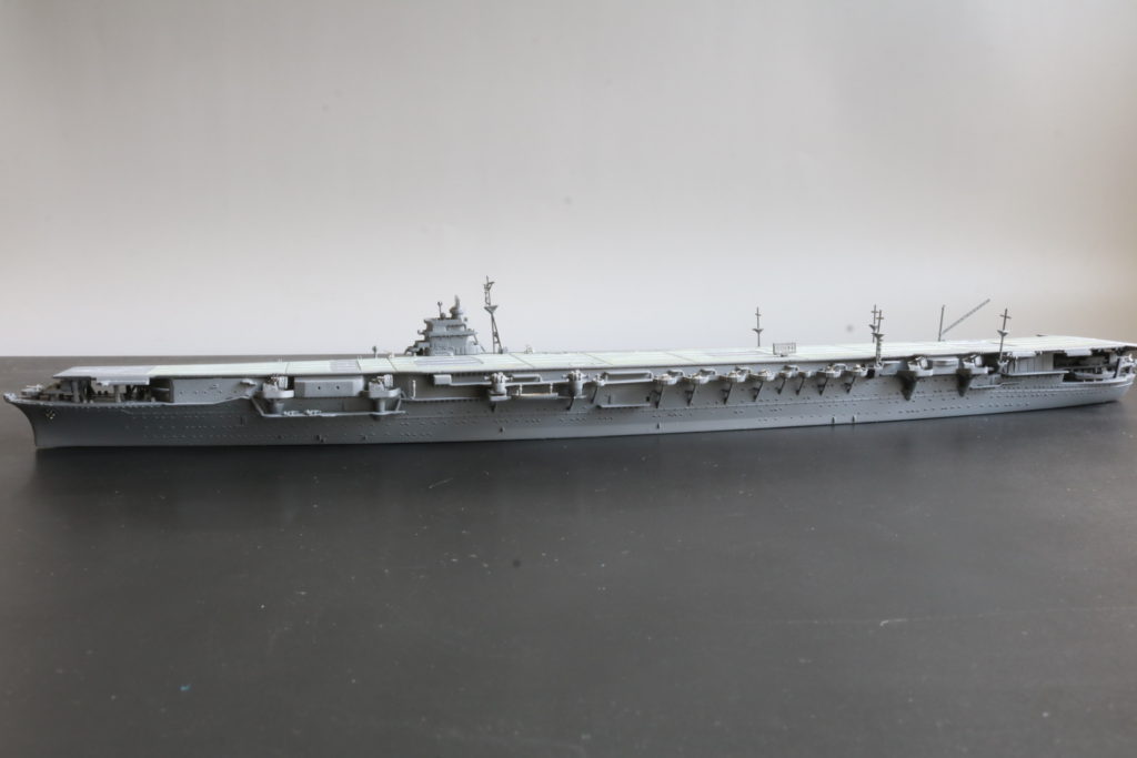 航空母艦 翔鶴
Aircraft Carrier Shoukau
1/700
フジミ模型
Fujimi