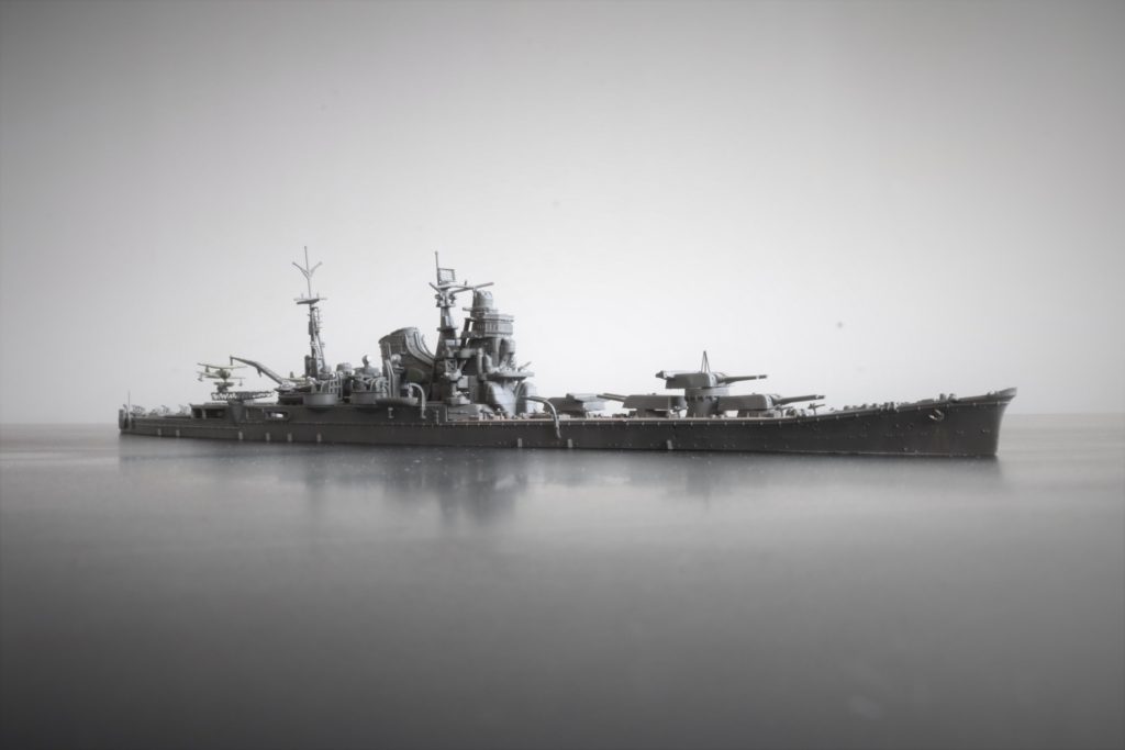 重巡洋艦　利根（1945）
Heavy Cruiser Tone
1/700
フジミ
Fujimi