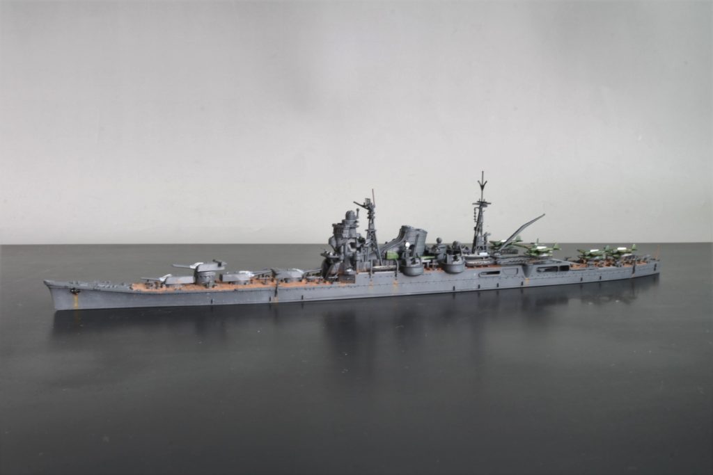 重巡洋艦 利根 （1944）
Heavy Cruiser Tone
1/700
フジミ模型
Fujimi