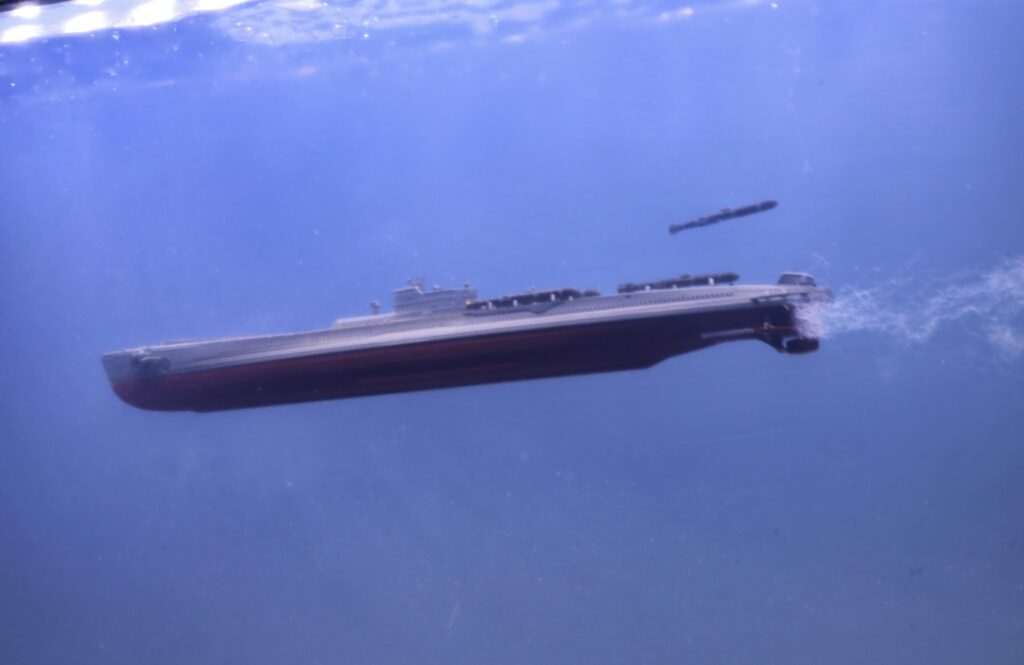 潜水艦 伊56
Submarine I-56
1/700 
アオシマ
ピットロード
Aoshima
PIT-ROAD