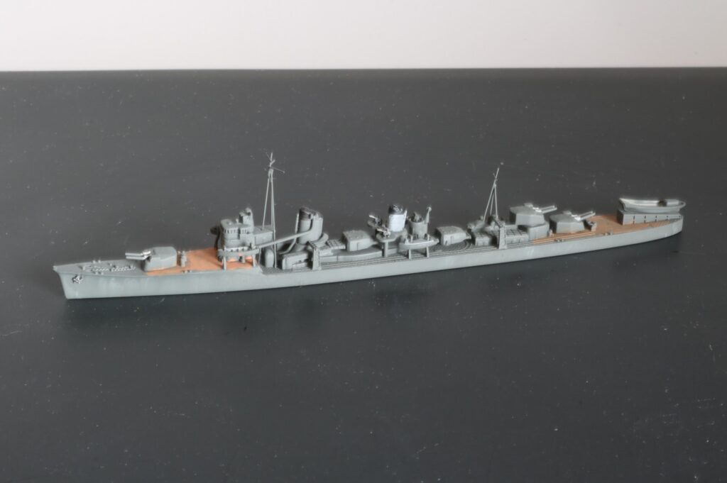 駆逐艦 秋雲
Destroyer Akigumo
1/700
アオシマ
Aoshima