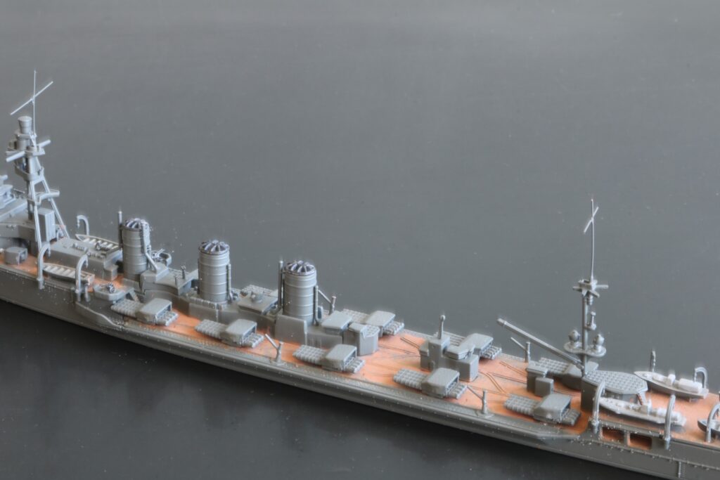 軽巡洋艦 北上
Light Cruiser Kitakami
1/700
アオシマ
Aoshima