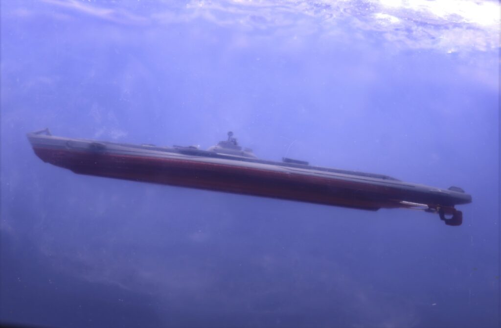 潜水艦 伊162
Submarine I-162
1/700 
アオシマ
Aoshima