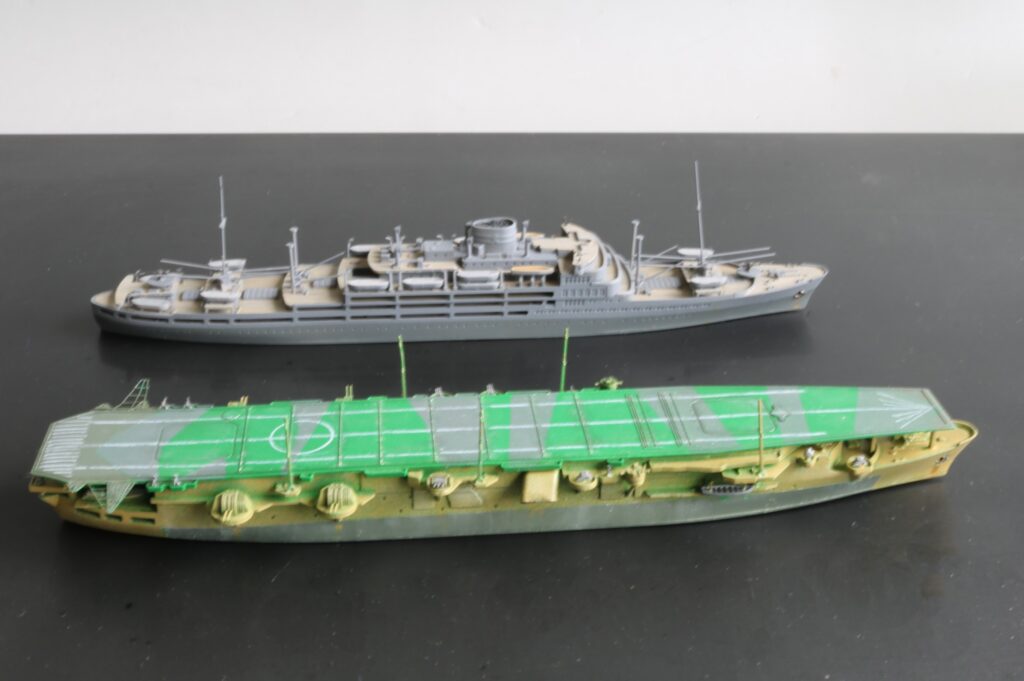 艦艇模型ビフォアーアフター
輸送船あるぜんちな丸
航空母艦海鷹
model ships before-after
Cargo Ship Aruzenchina-maru
Air craft Carrier Kaiyo