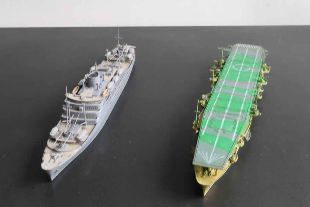艦艇模型ビフォアーアフター
輸送船あるぜんちな丸
航空母艦海鷹
model ships before-after
Cargo Ship Aruzenchina-maru
Air craft Carrier Kaiyo