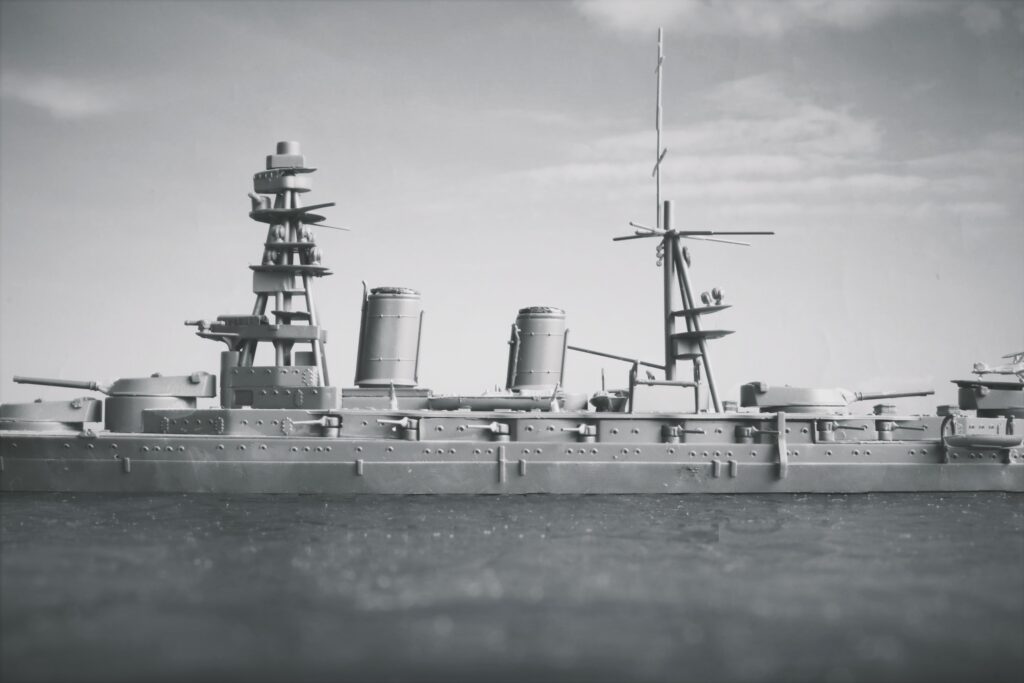 巡洋戦艦 天城
Battle Cruiser Amagi
1/700
フジミ模型
FUJIMI MOKEI