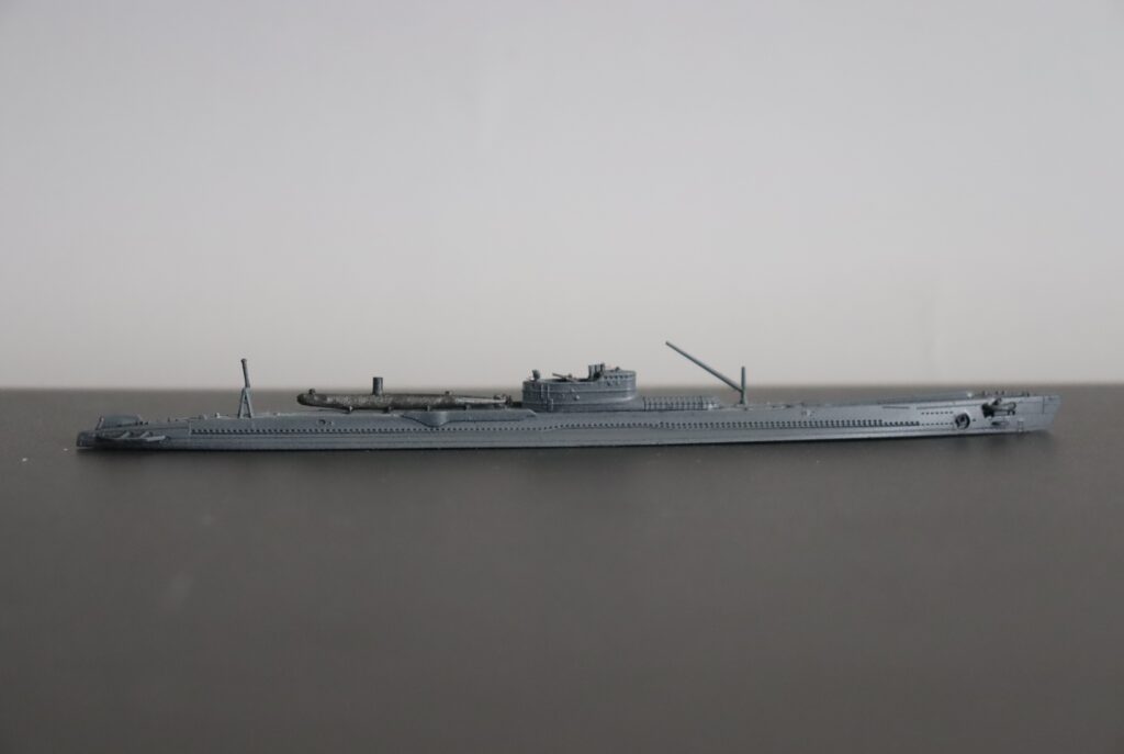 潜水艦 伊26
Submarine I-26
1/700
アオシマ
Aoshima