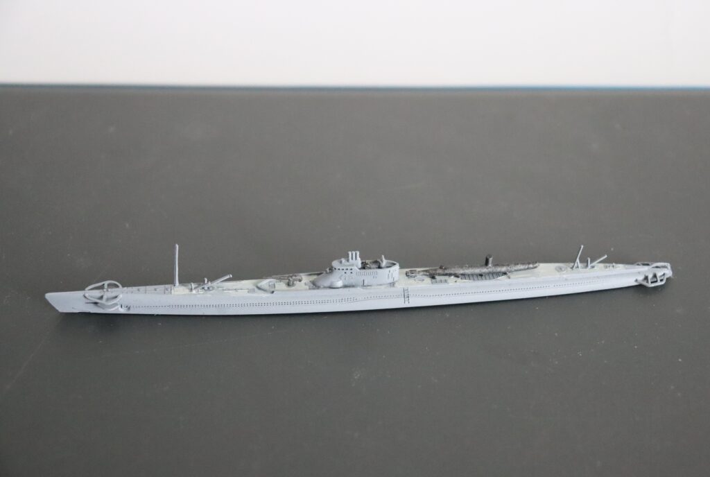 潜水艦 伊20
 Submarine I-20
1/700
タミヤ
TAMIYA