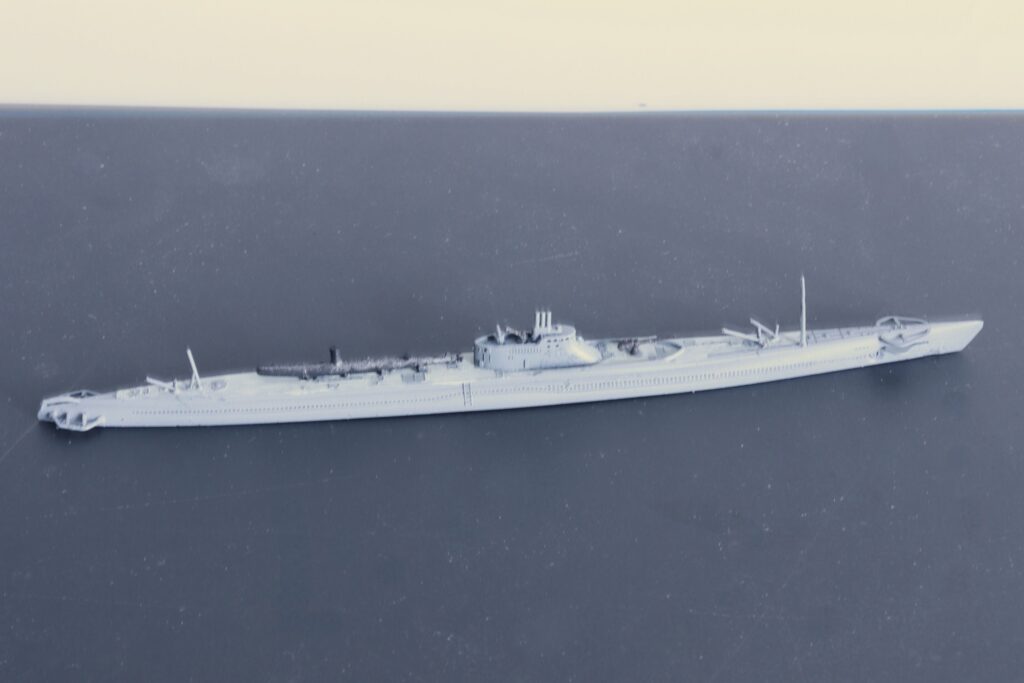 潜水艦 伊20
 Submarine I-20
1/700
タミヤ
TAMIYA