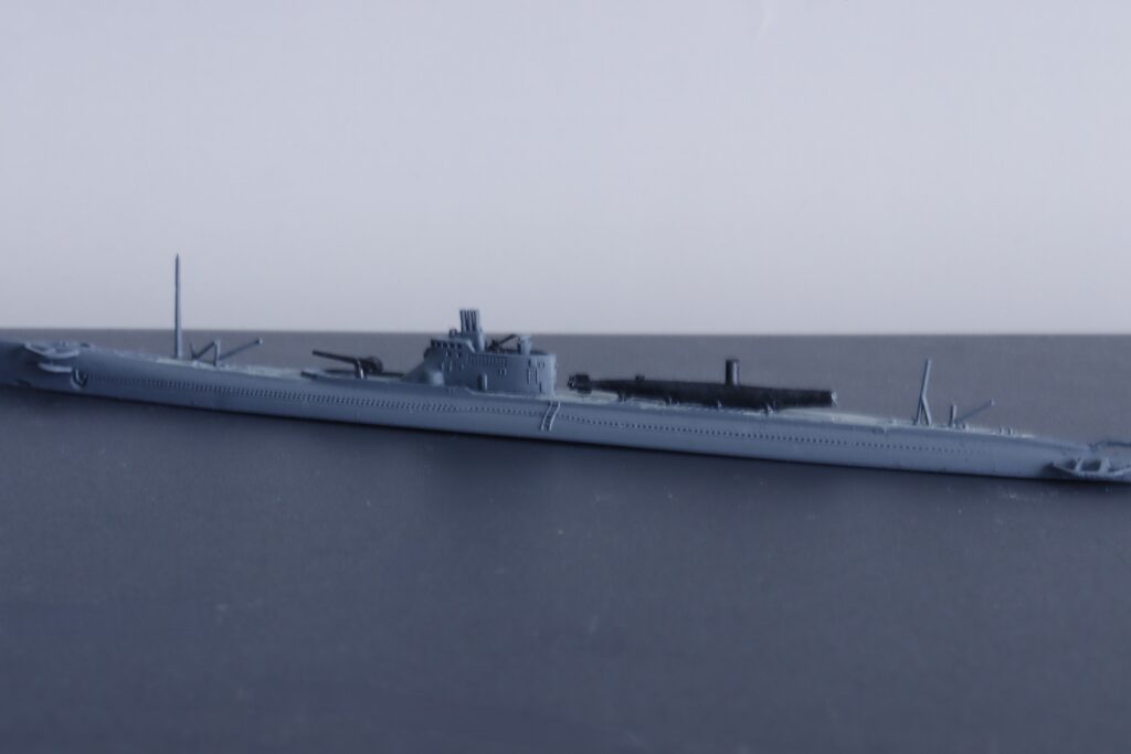 潜水艦 伊20
 Submarine I-20
1/700
タミヤ
TAMIYA