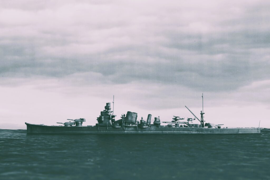 重巡洋艦 古鷹
Heavy Cruiser Furutaka
1/700
ハセガワ
HASEGAWA