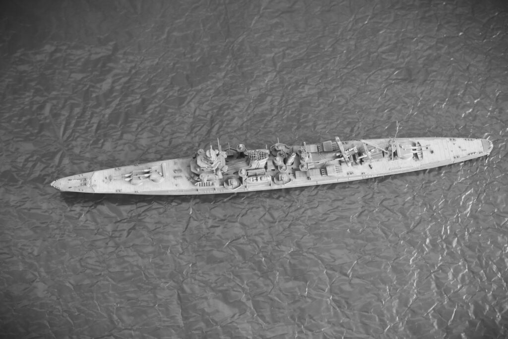 重巡洋艦 古鷹
Heavy Cruiser Furutaka
1/700
ハセガワ
HASEGAWA