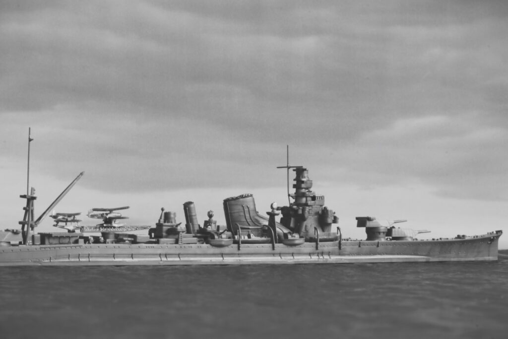 重巡洋艦 古鷹
Heavy Cruiser Furutaka
1/700
ハセガワ
HASEGAWA