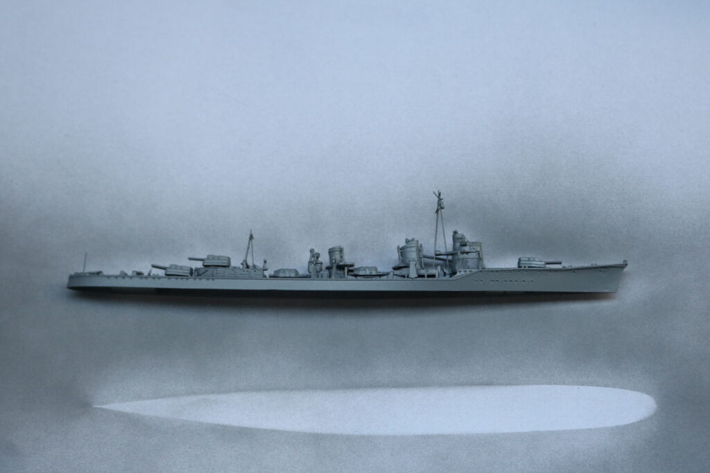 黒立ち上げ
1/700
艦艇模型
黒下塗り