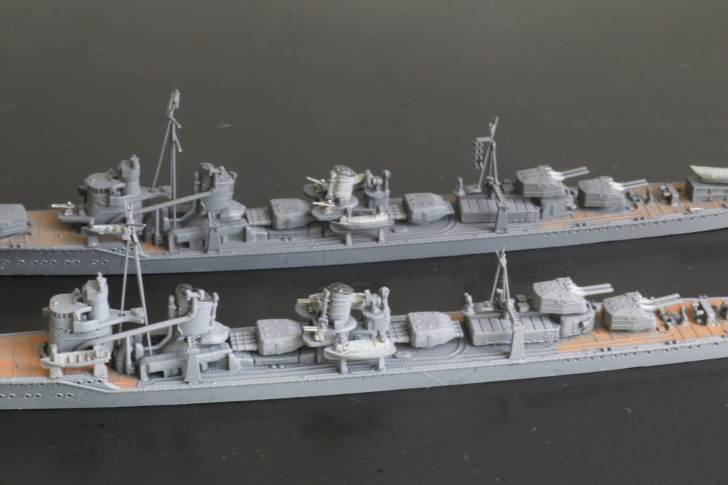 黒立ち上げ
1/700
艦艇模型
黒下塗り