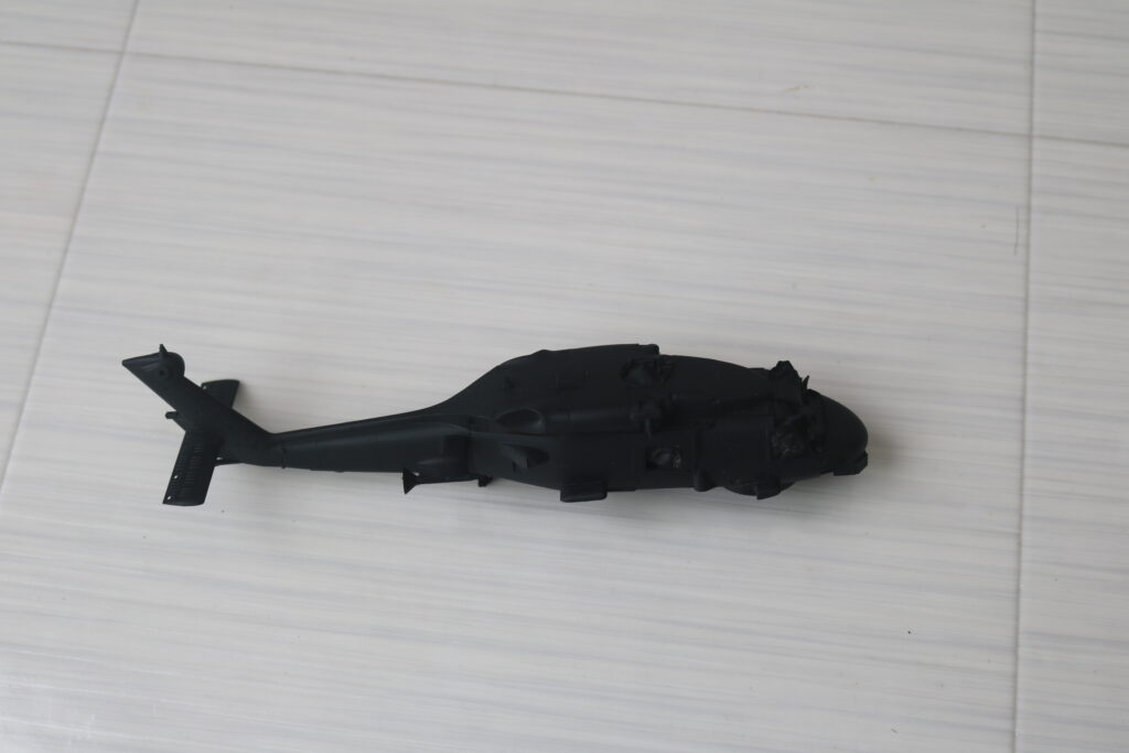 黒立ち上げ
1/700
艦艇模型
黒下塗り