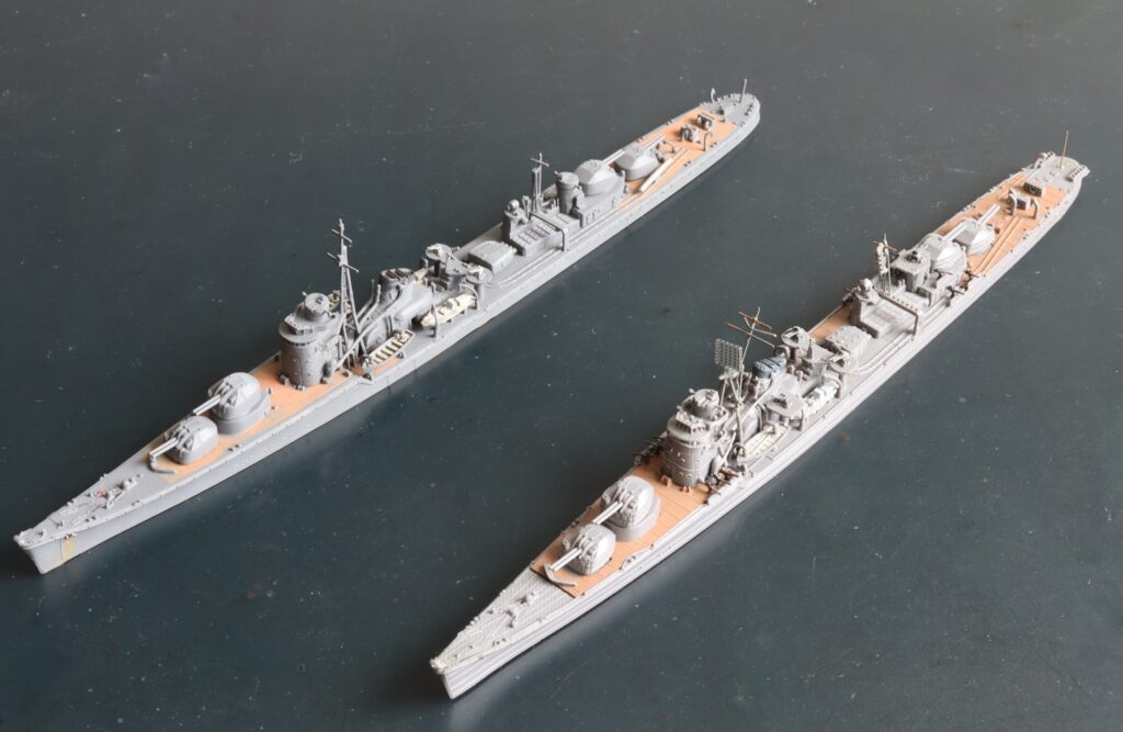 駆逐艦 秋月
Destroyer Akiduki
1/700
フジミ
Fujimi