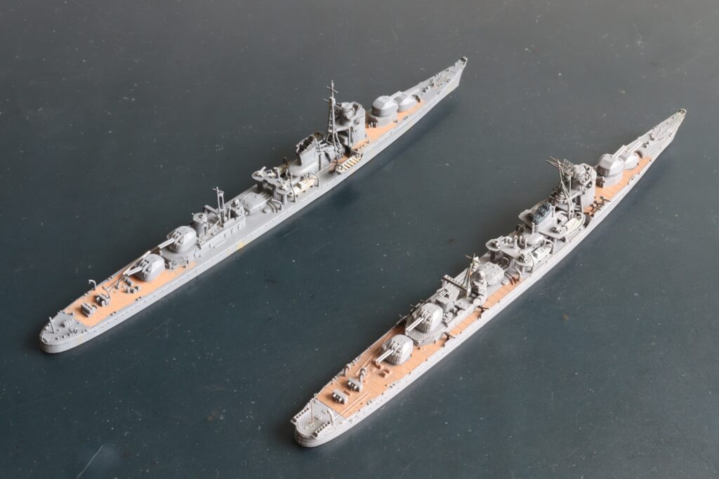 駆逐艦 秋月
Destroyer Akiduki
1/700
フジミ
Fujimi