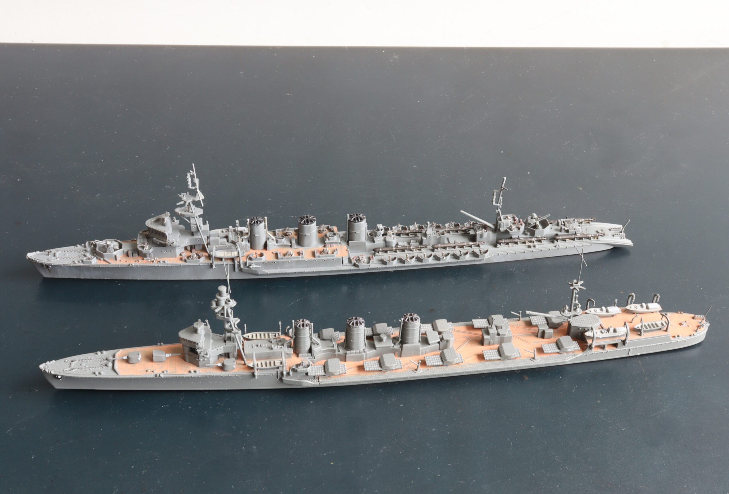 ビフォアーアフター 軽巡洋艦 北上 Light Cruiser Kitakami 1/700 アオシマ Aoshina フジミ Fujimi