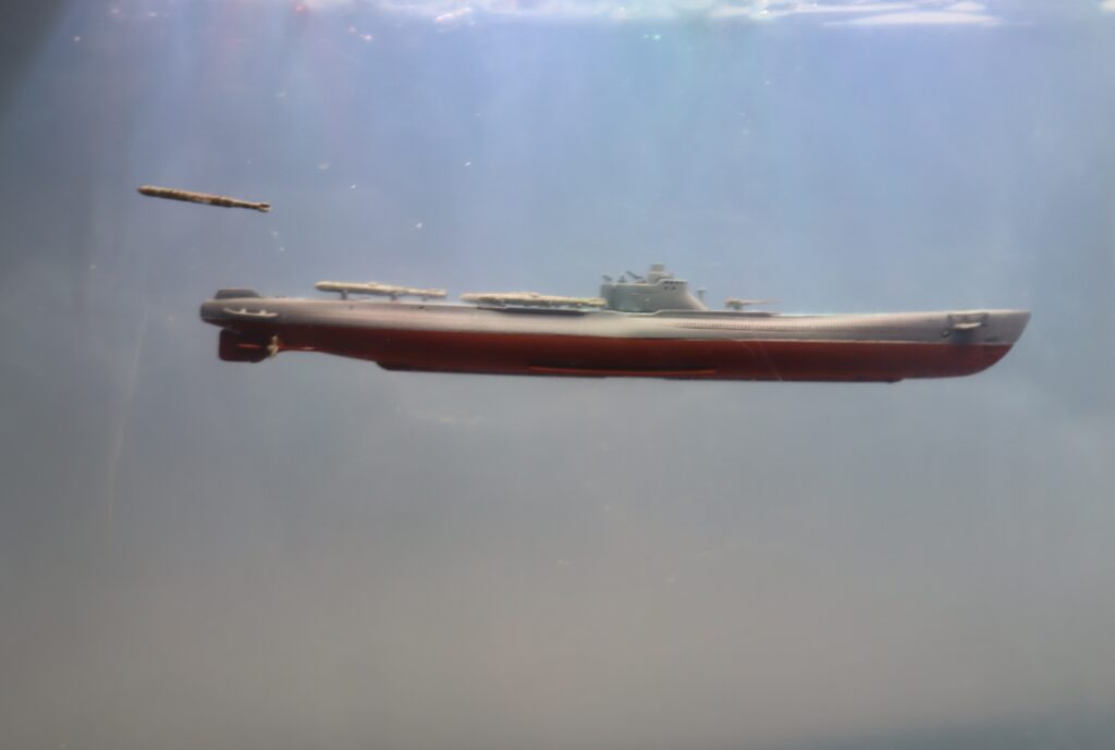 潜水艦 伊48
Submarine I-48
1/700 
タミヤ
TAMIYA
ピットロード
PIT-ROAD