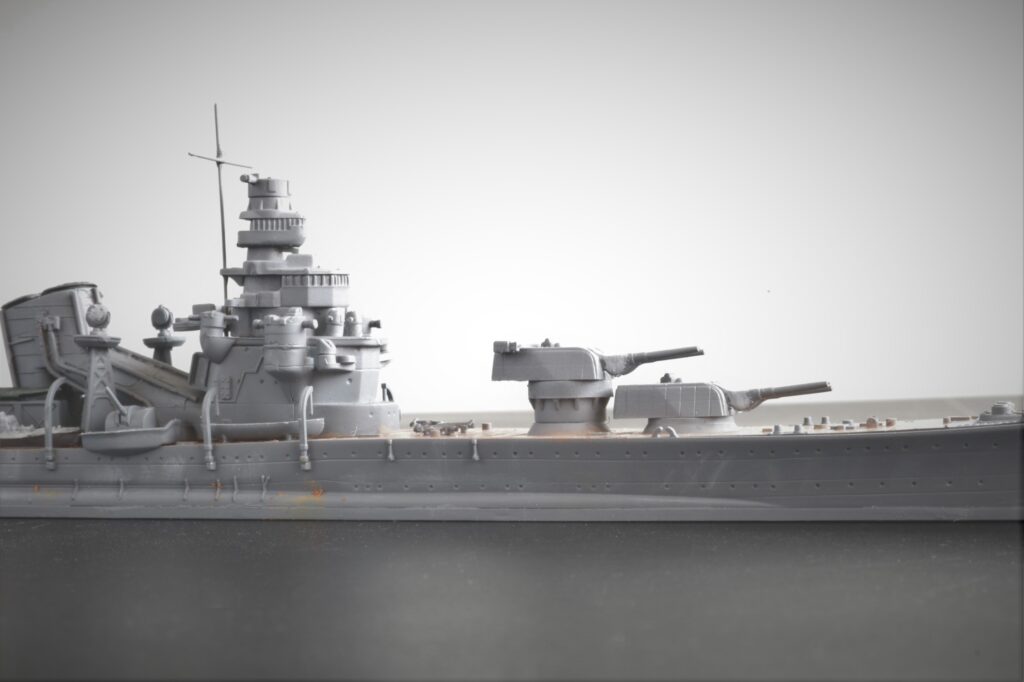 重巡洋艦 加古（1942）
Heavy Cruiser Kako
1/700
ハセガワ
HASEGAWA