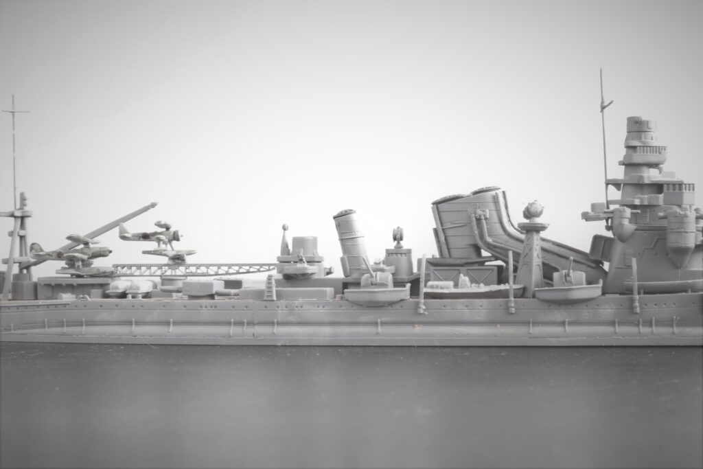 重巡洋艦 加古（1942）
Heavy Cruiser Kako
1/700
ハセガワ
HASEGAWA