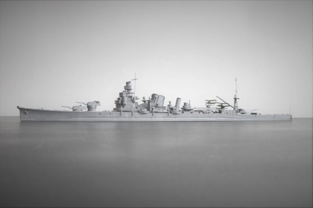 重巡洋艦 加古（1942）
Heavy Cruiser Kako
1/700
ハセガワ
HASEGAWA