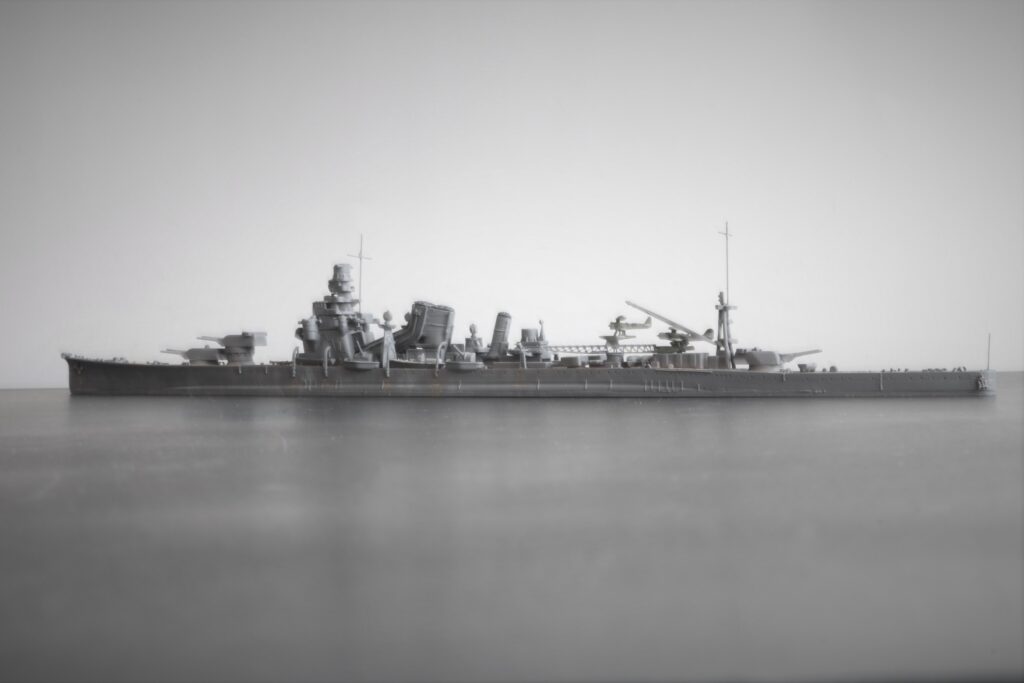 重巡洋艦 加古（1942）
Heavy Cruiser Kako
1/700
ハセガワ
HASEGAWA