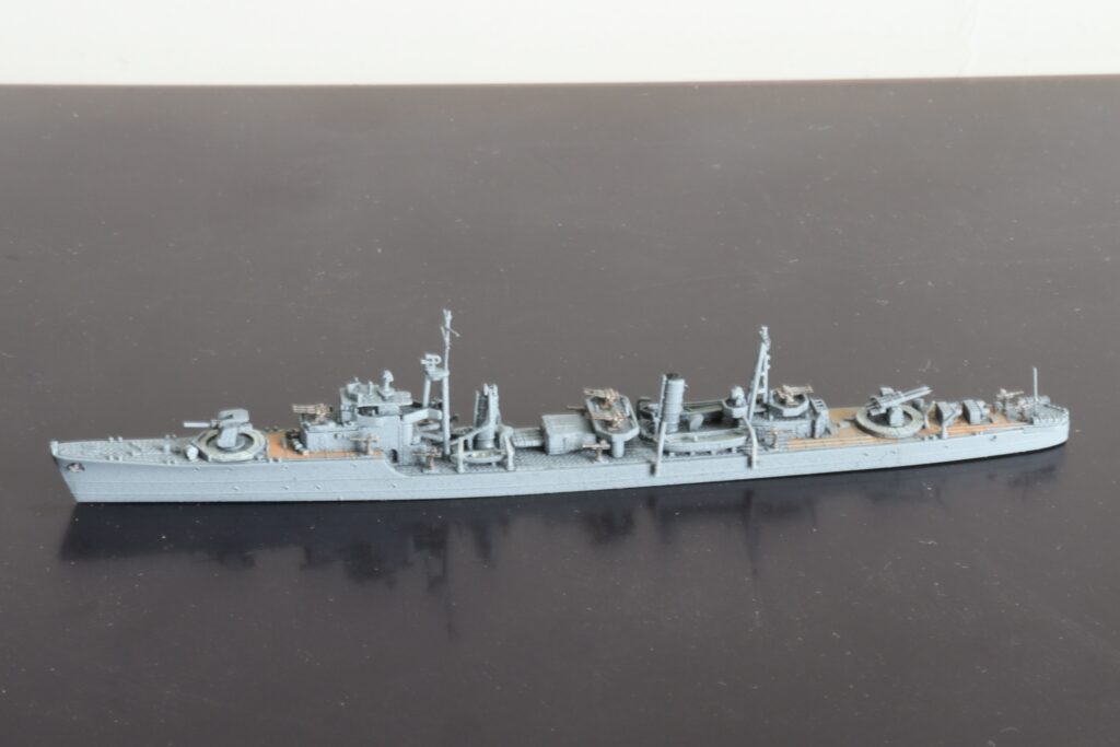 駆逐艦 榧
Destroyer Kaya
1/700
ヤマシタホビー
Yamashita Hobby
