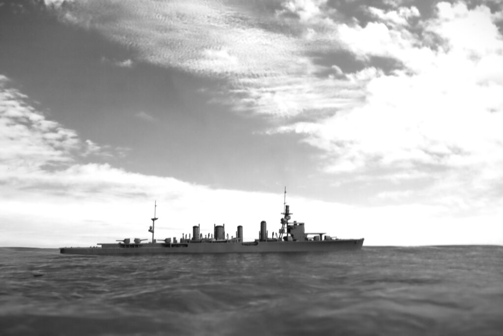 軽巡洋艦 川内
Light Cruiser Jintsu
1/700
アオシマ
Aoshima