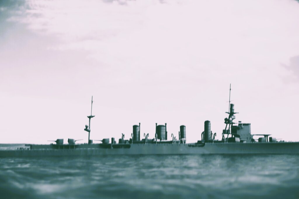 軽巡洋艦 川内
Light Cruiser Jintsu
1/700
アオシマ
Aoshima