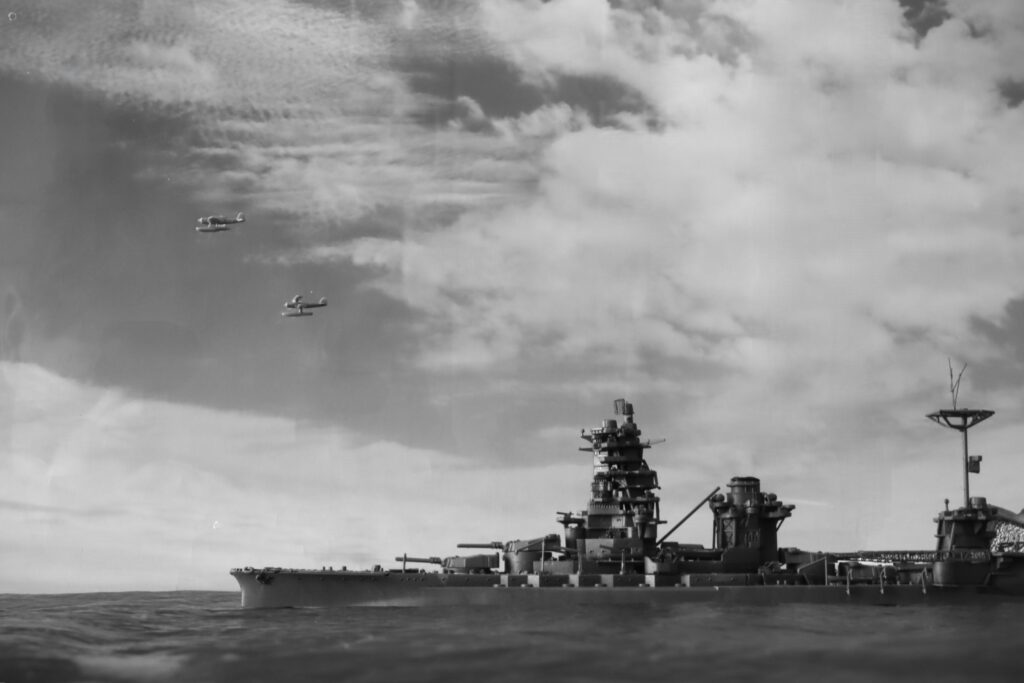 情景写真6(艦載機発艦)
Airplanes take off
1/700艦艇模型
艦載機が発艦している情景写真