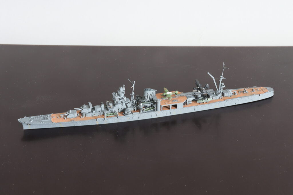 軽巡洋艦 阿賀野
Light Cruiser Agano
1/700 
フジミ模型
FUJIMI MOKEI 