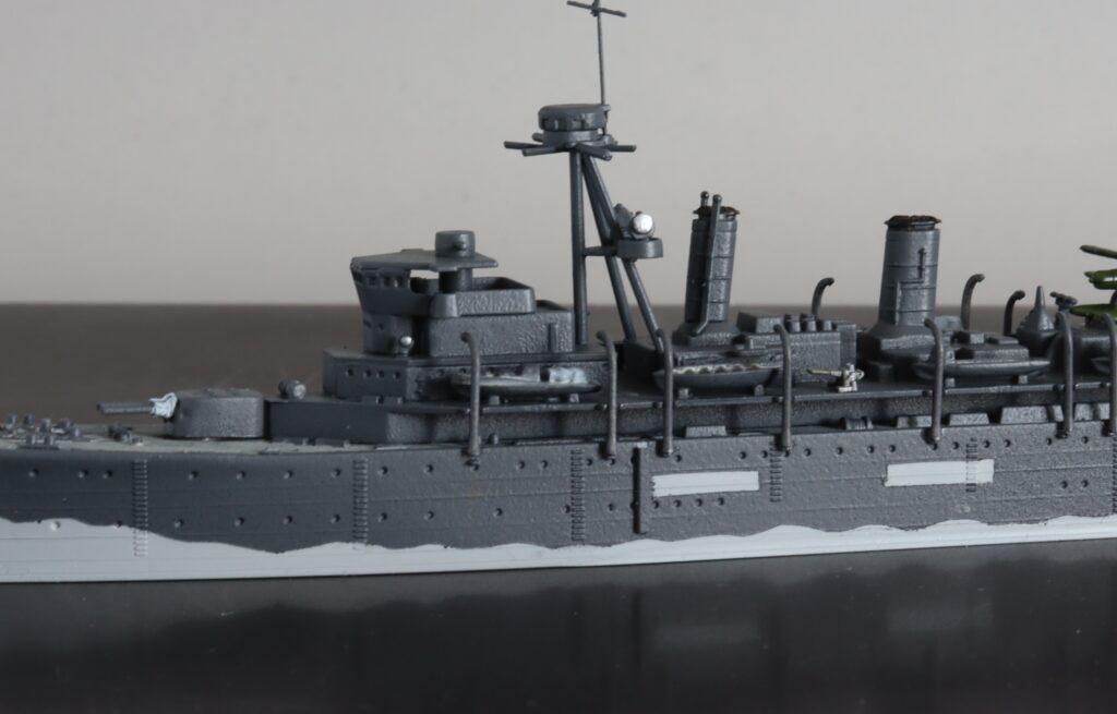 潜水母艦 長鯨
Submarine tender Chougei
1/700
ピットロード
PIT-ROAD